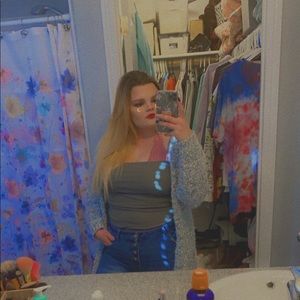 Meet your Posher, Monica